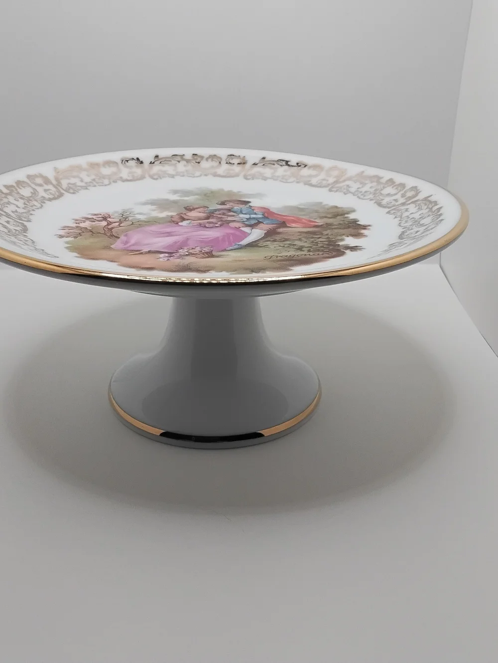 Vintage Bavarian Gloria Fine Porcelain Fragonard Pedestsal Cake Stand - EUC